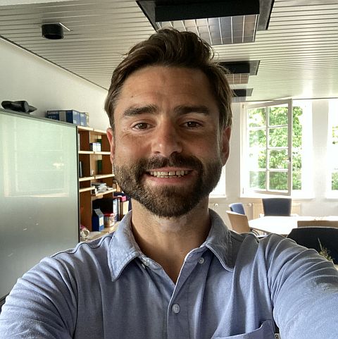 Portraitbild von Sebastian Winkler